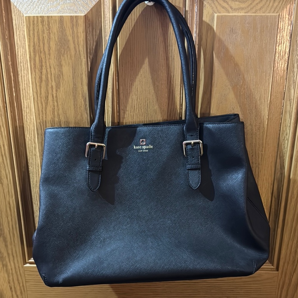 Kate Spade Black Leather Tote Purse Bag 12 by 16 wide a little scuff on handle